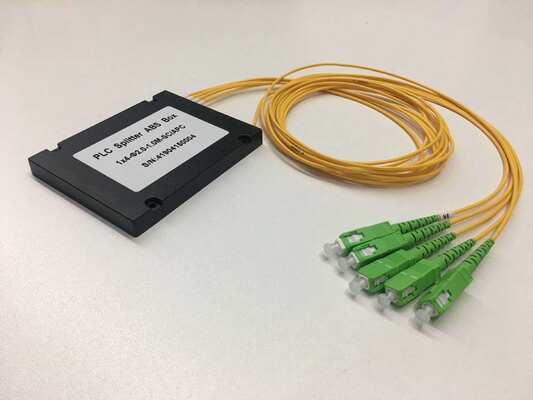 1x4 Fiber Optic Splitter PLC Splitter with SC/APC Connector and G657A1 Fiber for FTTH PON Networks
